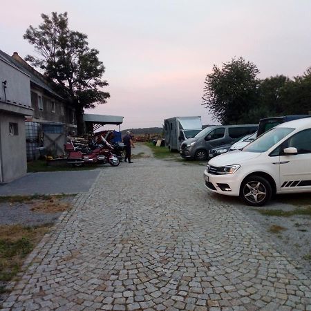 U Bronka W Ksiazecym Lesie Villa Niedaszow Buitenkant foto